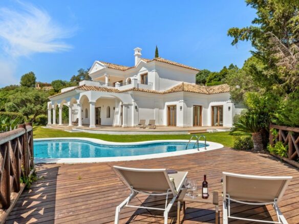 🔻 Reduced Price – For Sale 🏠 Villa Shangri-La – Monte Mayor | Benahavis 🌟