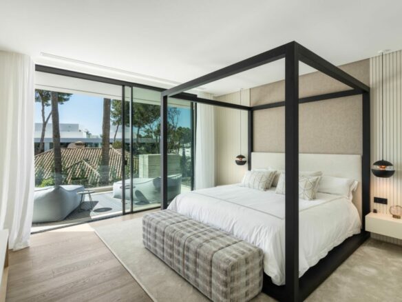 🏡 SOLD: Spectacular Modern Villa in Nueva Andalucia 🏖️✨