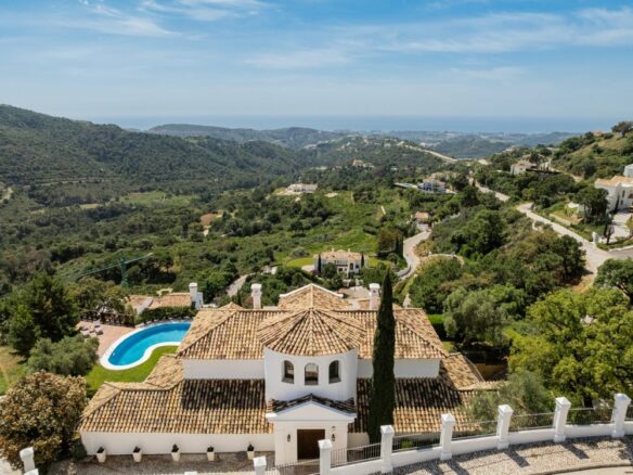 🔻 Reduced Price – For Sale 🏠 Villa Shangri-La – Monte Mayor | Benahavis 🌟