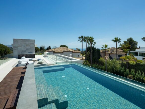 🏡 SOLD: Spectacular Modern Villa in Nueva Andalucia 🏖️✨