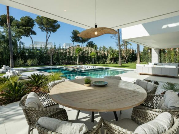 🏡 SOLD: Spectacular Modern Villa in Nueva Andalucia 🏖️✨