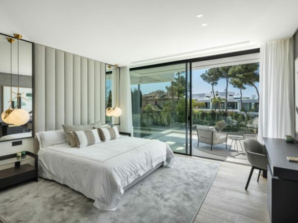 🏡 SOLD: Spectacular Modern Villa in Nueva Andalucia 🏖️✨
