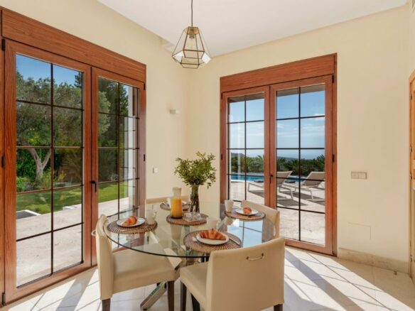 🔻 Reduced Price – For Sale 🏠 Villa Shangri-La – Monte Mayor | Benahavis 🌟