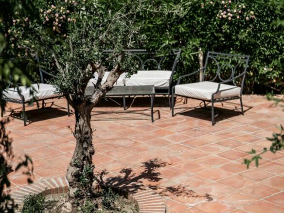 Turnkey Spa-Inspired Villa for Sale in El Madroñal, Benahavís 🌲🏡🌊