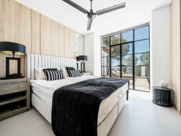 Turnkey Spa-Inspired Villa for Sale in El Madroñal, Benahavís 🌲🏡🌊