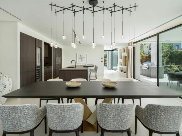 🏡 SOLD: Spectacular Modern Villa in Nueva Andalucia 🏖️✨