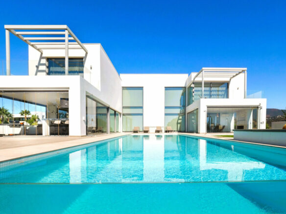 SOLD Benahavis 🌟 Hilltop Modern Turnkey Villa for Sale in Gated Community 🌟