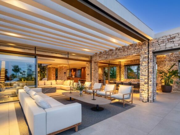 For Sale  – 🌟Nueva Andalucia – 2 x Modern villas – Near Puerto Banus