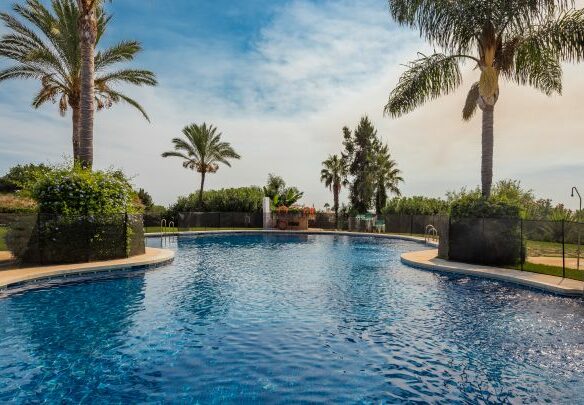 🏡 For Sale: Exclusive Sea & Mountain View Apartment in Cumbres del Rodeo, Nueva Andalucía 🏞️