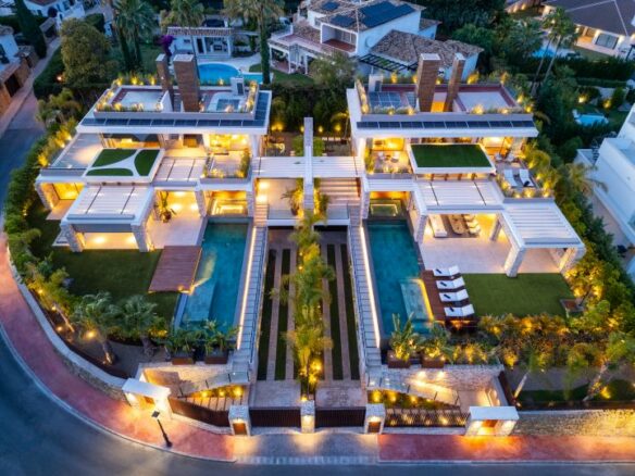 For Sale  – 🌟Nueva Andalucia – 2 x Modern villas – Near Puerto Banus