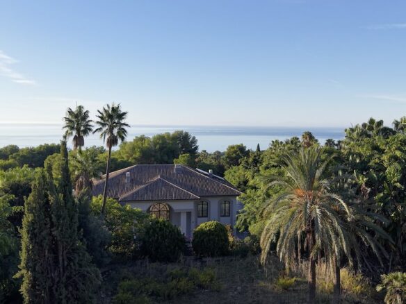 🏡 Sierra Blanca – Plot with Building Licence & Project for Sale 🌟