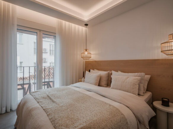 ✨For Sale: Turnkey Frontline Duplex Penthouse in Puerto Banús 🌊🏝️