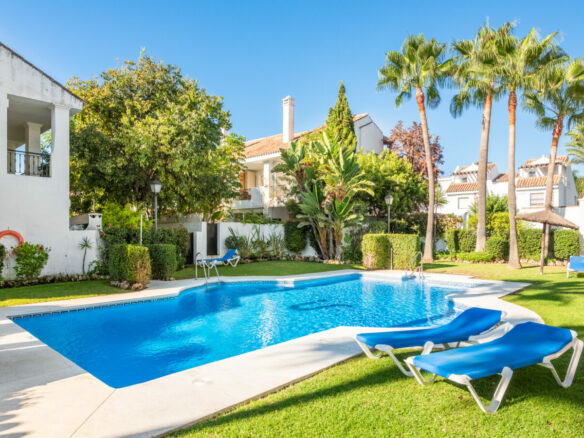 Reserved –  Penthouse for sale 🏷 Best Deal in Los Naranjos de Marbella