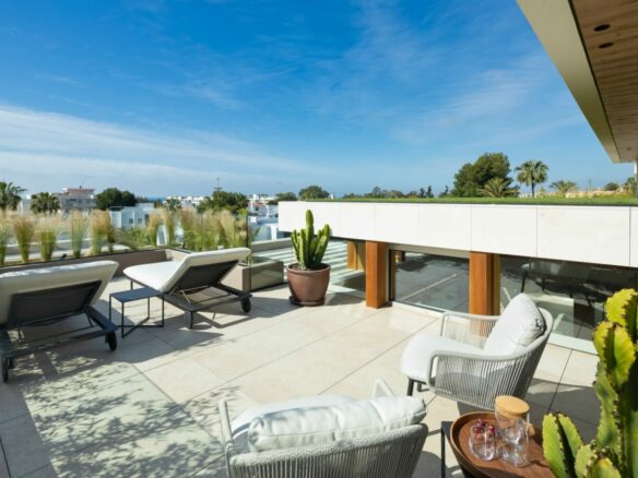 For Sale  – 🌟Nueva Andalucia – 2 x Modern villas – Near Puerto Banus