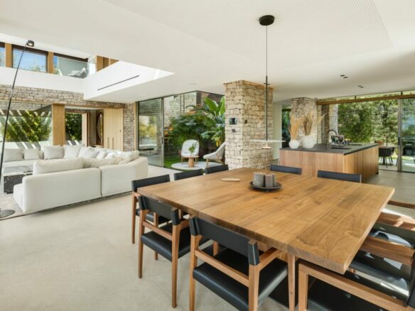 For Sale  – 🌟Nueva Andalucia – 2 x Modern villas – Near Puerto Banus