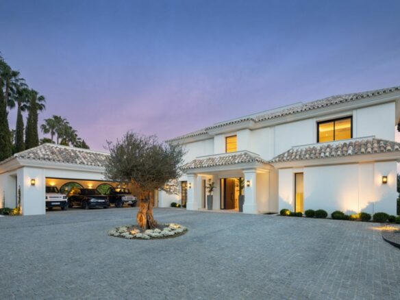SOLD – 🏡 Exclusive Mansion in Sierra Blanca 🌴 – Sea views & Turnkey