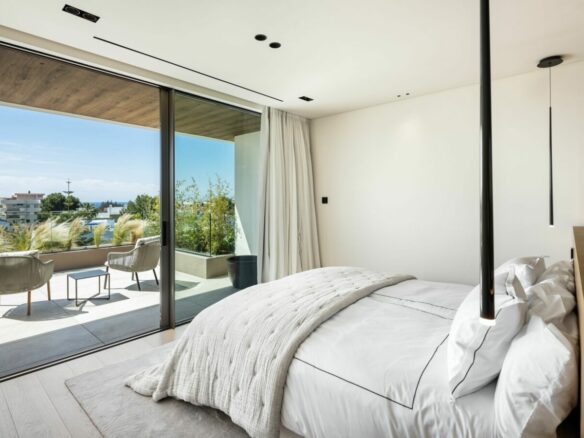 For Sale  – 🌟Nueva Andalucia – 2 x Modern villas – Near Puerto Banus