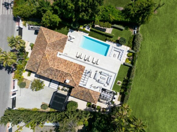  🏡 SOLD – Nueva Andalucia – Modern Turnkey Villa – 1st Line Golf