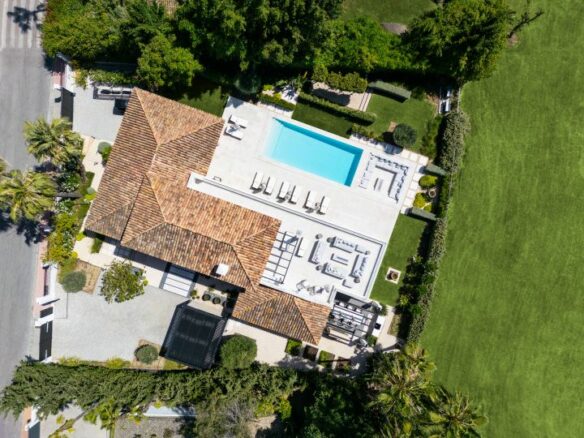  🏡 SOLD – Nueva Andalucia – Modern Turnkey Villa – 1st Line Golf