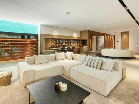 For Sale  – 🌟Nueva Andalucia – 2 x Modern villas – Near Puerto Banus