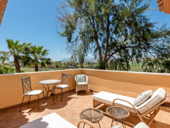 🏡 For Sale: Exclusive Sea & Mountain View Apartment in Cumbres del Rodeo, Nueva Andalucía 🏞️