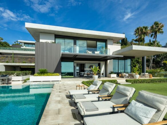 For sale 🌟La Quinta –  STUNNING  MODERN VILLA WITH PANORAMIC VIEWS 🌟 GATED
