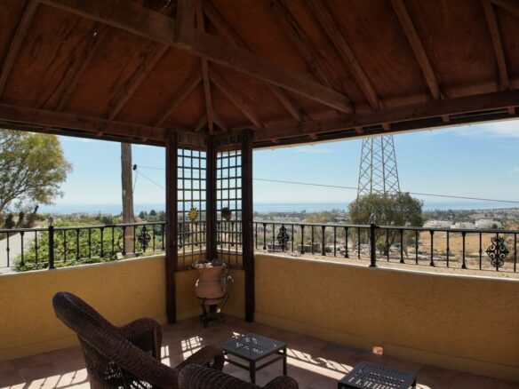 SOLD 🏡 Detached Villa in Nueva Andalucía – Excellent views 