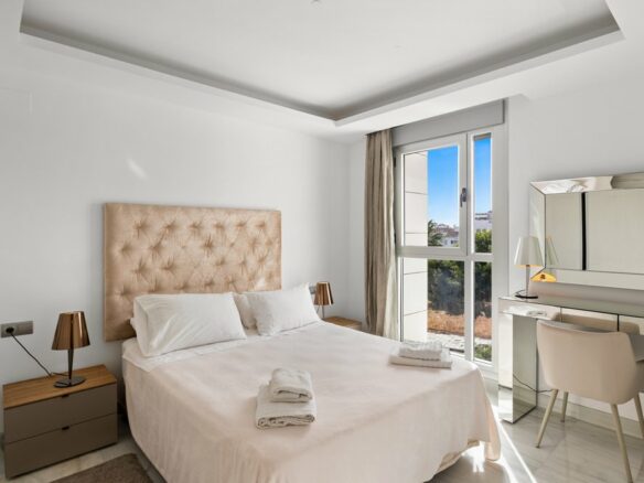 🏡 SOLD: Modern 3B Penthouse with Stunning Views 🌅  📍 Jade Beach, San Pedro