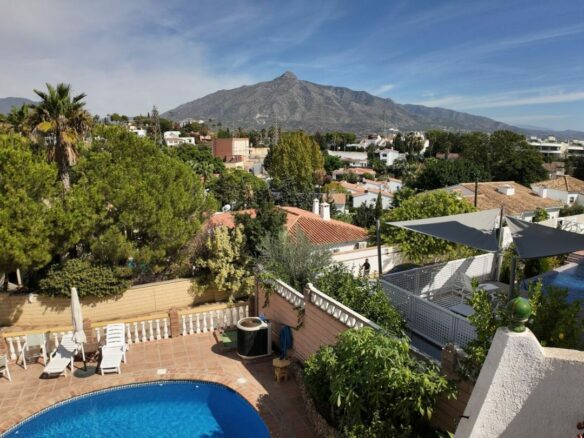 SOLD 🏡 Detached Villa in Nueva Andalucía – Excellent views 
