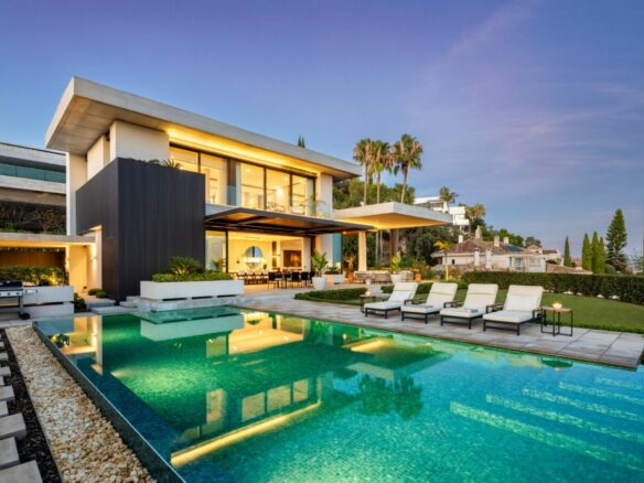 For sale 🌟La Quinta –  STUNNING  MODERN VILLA WITH PANORAMIC VIEWS 🌟 GATED