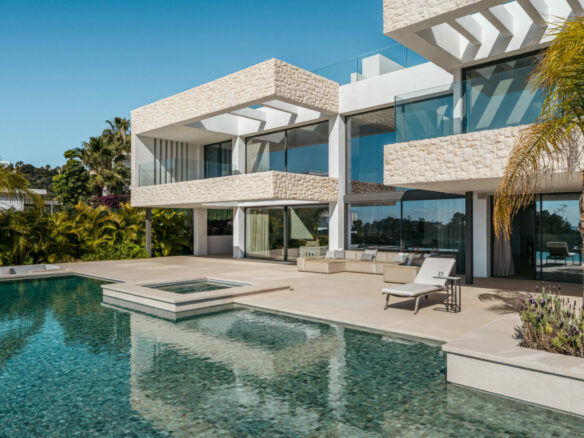 For sale 🏡 Contemporary villa in La Alqueria ✨