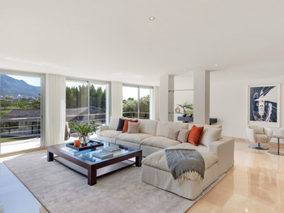 For sale 🏡 Luxury Villa for Sale in Las Brisas, Nueva Andalucía, Marbella 🌟
