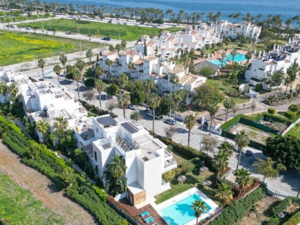 🏡 SOLD: Modern 3B Penthouse with Stunning Views 🌅  📍 Jade Beach, San Pedro