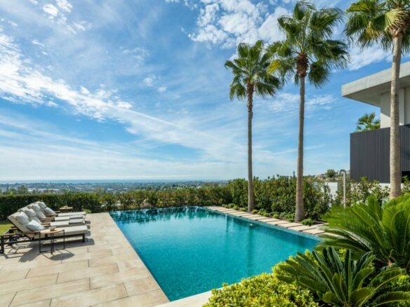 For sale 🌟La Quinta –  STUNNING  MODERN VILLA WITH PANORAMIC VIEWS 🌟 GATED