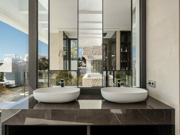 For sale 🏡 Contemporary villa in La Alqueria ✨