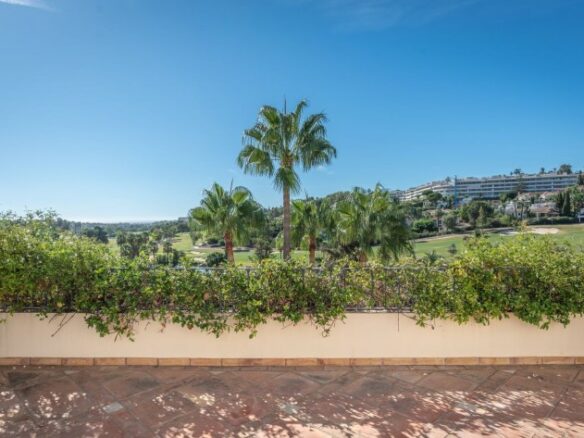 For sale ✨ Nueva Andalucia  3-Bedroom Duplex Penthouse in the Highly Desirable Las Alamandas ✨