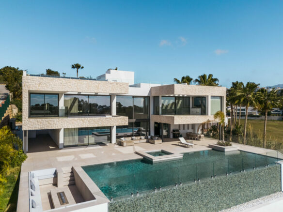 For sale 🏡 Contemporary villa in La Alqueria ✨