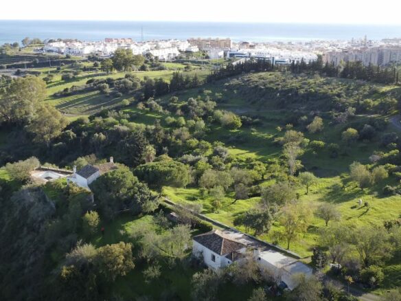 For sale 🌿 Estepona – 48514m2 Relatively Flat Investment Land – Sea Views 🌅