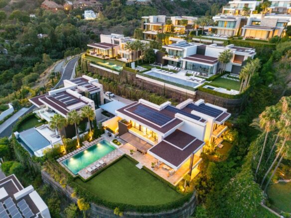 For sale 🌟La Quinta –  STUNNING  MODERN VILLA WITH PANORAMIC VIEWS 🌟 GATED