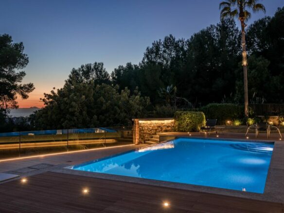 🌟 Stunning Villa with Panoramic Sea Views for Sale 🌊🏖️ | Marbella Golden Mile 🌟
