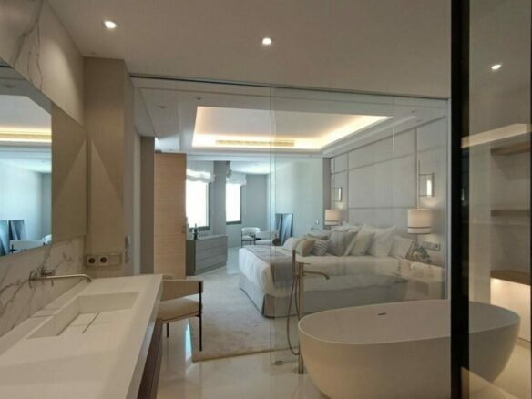 🏖️✨ For Sale: Waterfront 4-Bed Apt with Dramatic Sea Views in Gray D’Albion, Puerto Banus ✨🏖️
