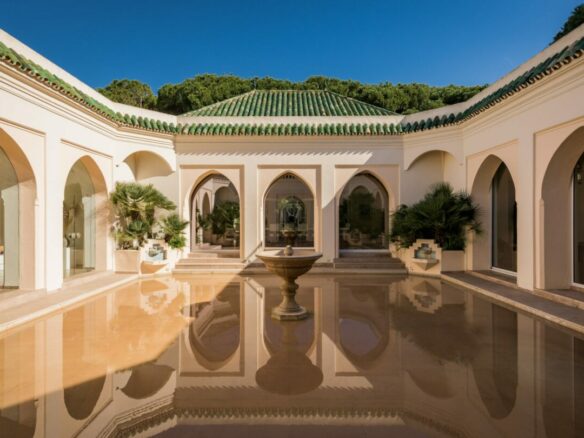 For Rent | Beachfront Mansion 🌊🏛️ | 15 Bedrooms | Marbella – The Golden Mile 🌴✨