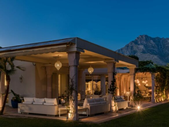 For Rent | Beachfront Mansion 🌊🏛️ | 15 Bedrooms | Marbella – The Golden Mile 🌴✨