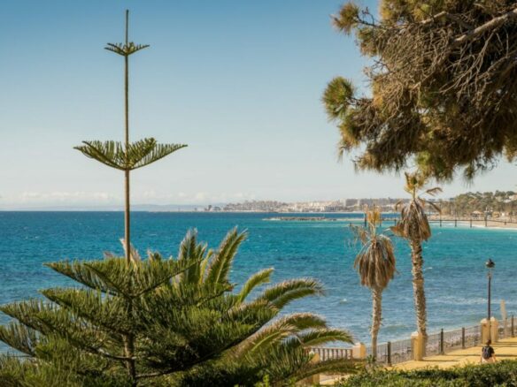 For Rent | Beachfront Mansion 🌊🏛️ | 15 Bedrooms | Marbella – The Golden Mile 🌴✨