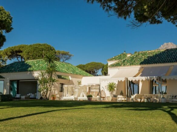 For Rent | Beachfront Mansion 🌊🏛️ | 15 Bedrooms | Marbella – The Golden Mile 🌴✨