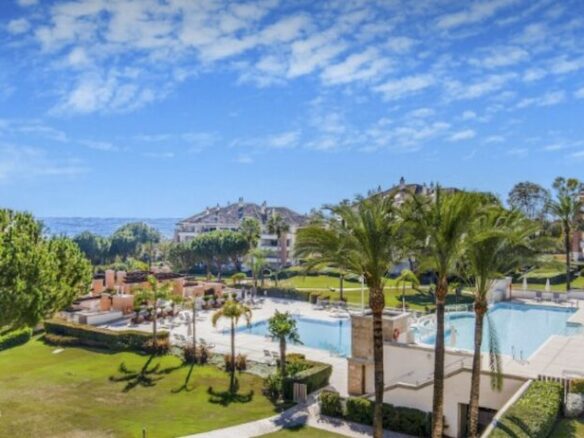 🏠 For sale – Exclusive Penthouse  in La Trinidad  with Breathtaking Sea Views – South Facing