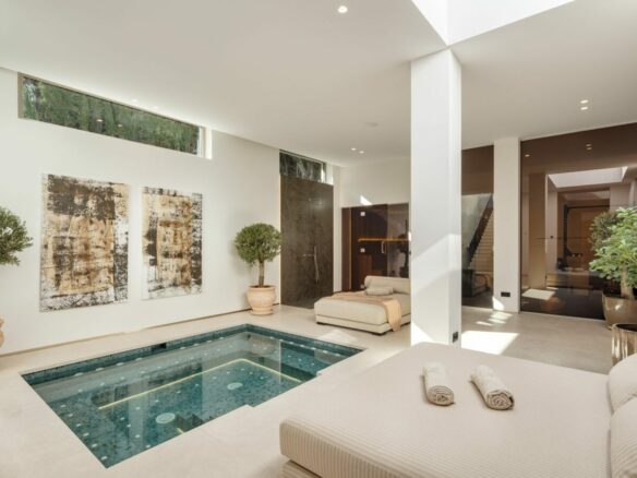 For Sale 🏠🌴Nueva Andalucía  villa – Masterpiece of Mediterranean elegance