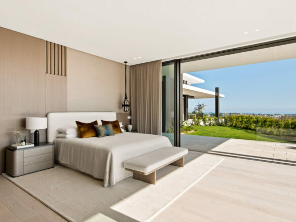 🏡 For Sale 🌟 New  Modern villa in La Quinta  – Gated – Sea Views 