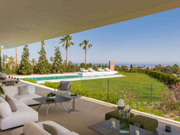 🏡 For Sale 🌟 New  Modern villa in La Quinta  – Gated – Sea Views 