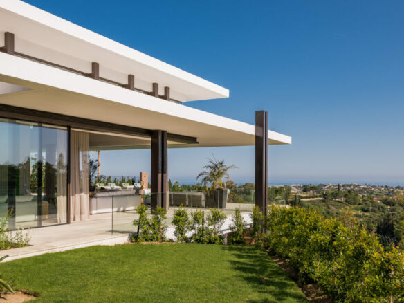 🏡 For Sale 🌟 New  Modern villa in La Quinta  – Gated – Sea Views 